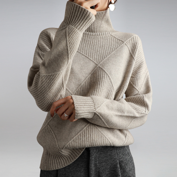 Lira™ - Soft turtleneck sweater