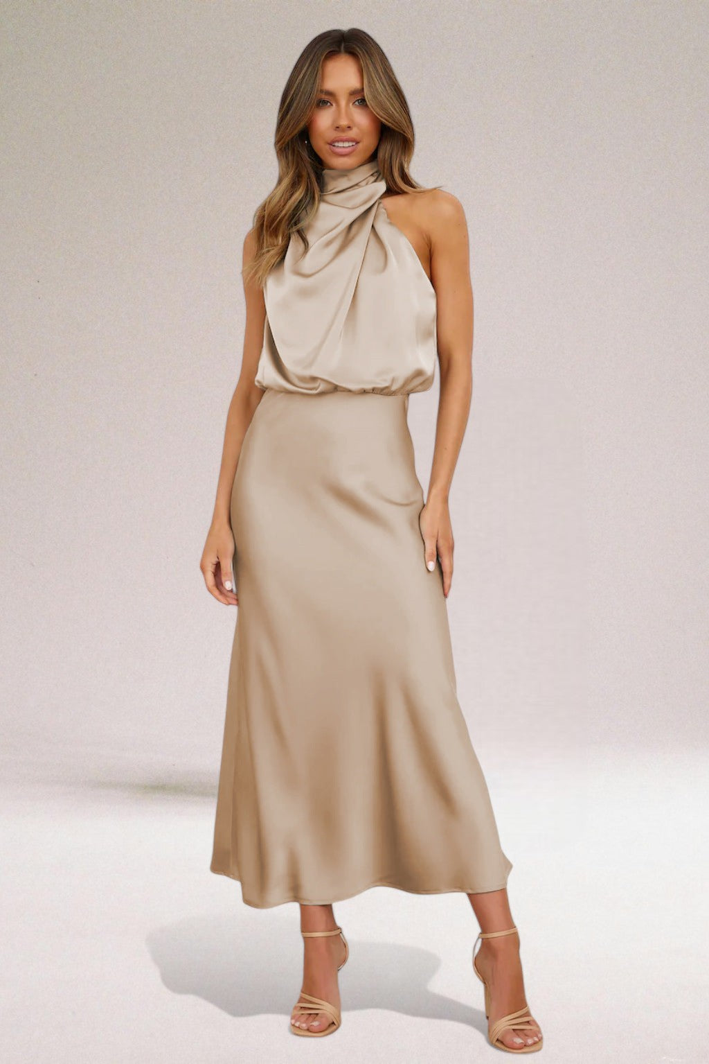 Flavia™ | Glamorous satin dress with halter neck